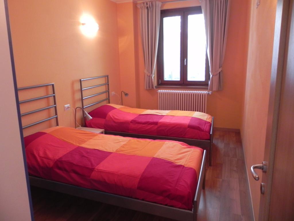 Casa Mattia Apartman Sorico Szoba fotó