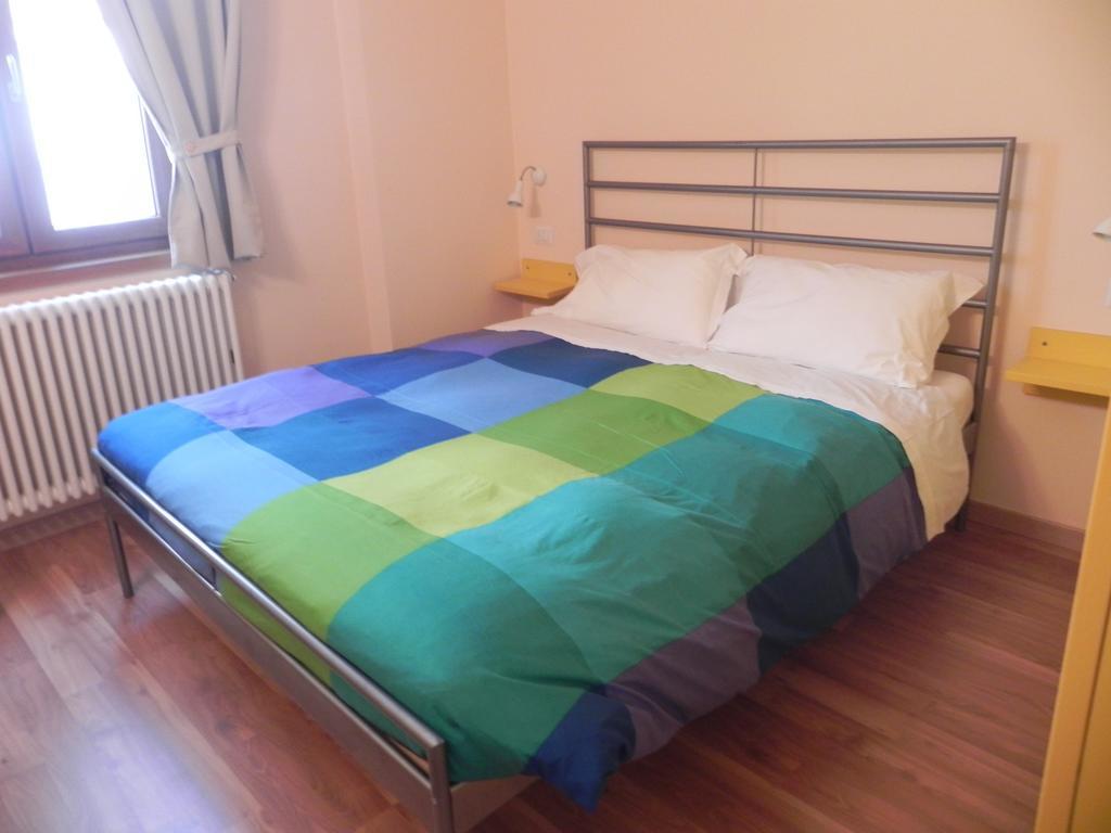 Casa Mattia Apartman Sorico Szoba fotó