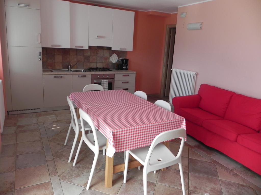 Casa Mattia Apartman Sorico Szoba fotó